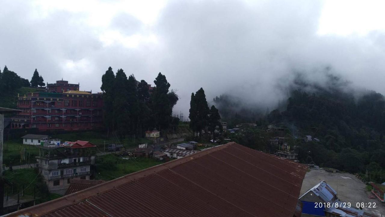 Tibet Homestay Rishop Экстерьер фото
