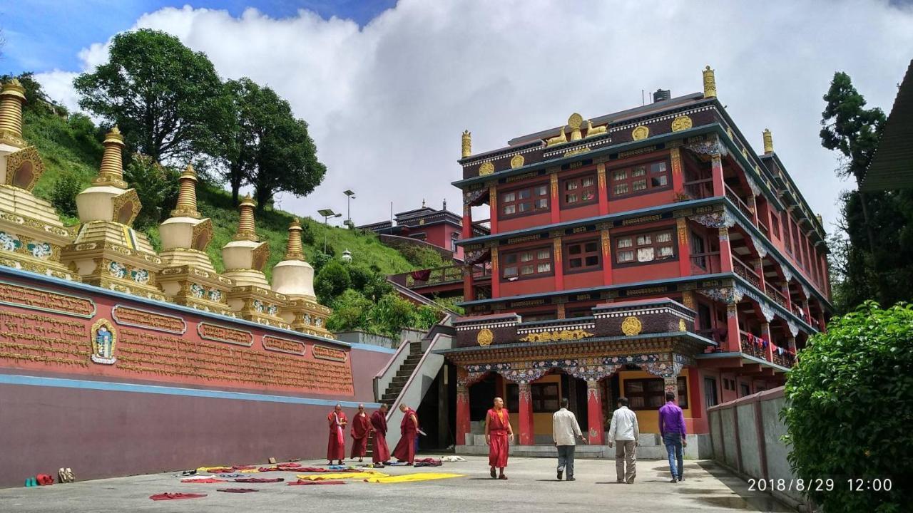 Tibet Homestay Rishop Экстерьер фото