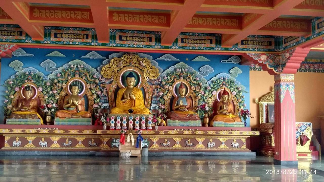 Tibet Homestay Rishop Экстерьер фото