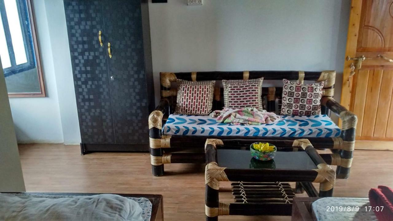 Tibet Homestay Rishop Экстерьер фото