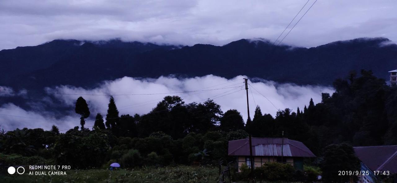 Tibet Homestay Rishop Экстерьер фото